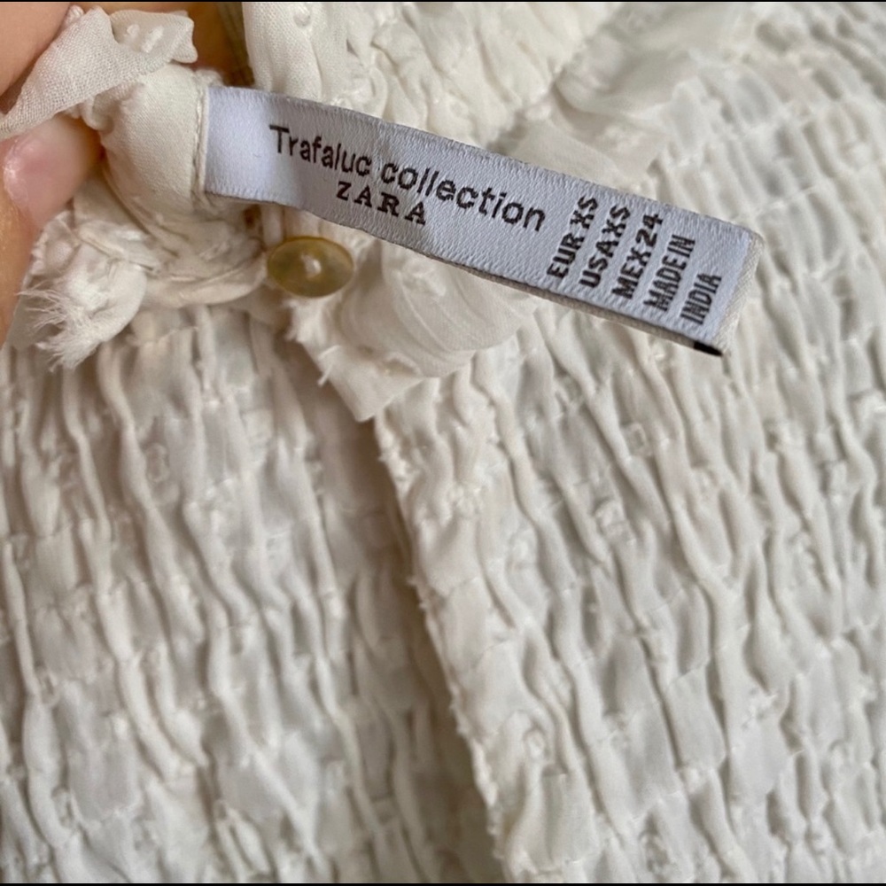 SOLD ๐ Zara Trafuluc Collection White Ruffle Long Sleeve Blouse - Picture 8 of 8
